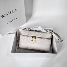 Bottega Veneta Cosmetic Bags